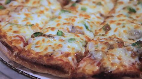 Raymond's pizza - Daily Specials for Hamilton staple Karens Pizza. Visit us at Karen's Pizzeria.